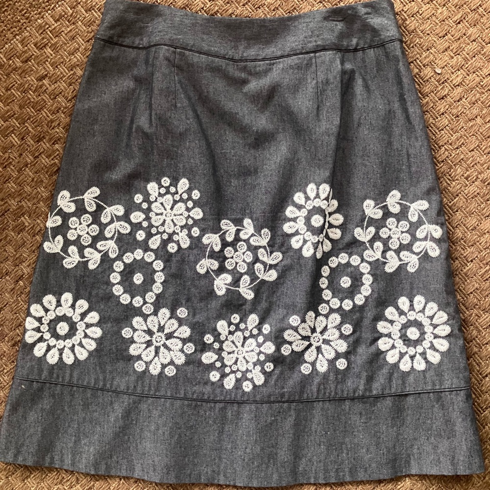 Ann Taylor chambray skirt - Picture 2 of 6
